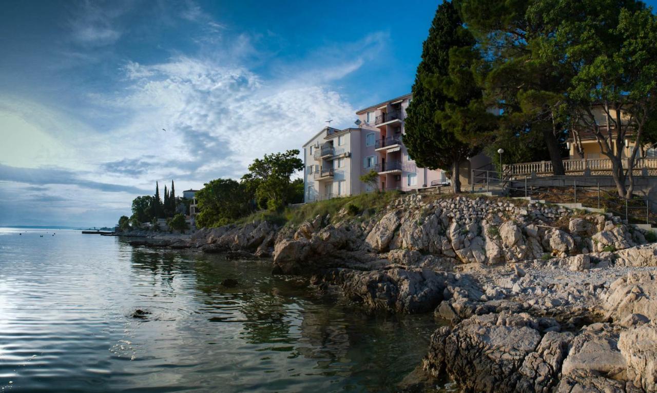 Apartment Lori Crikvenica Buitenkant foto